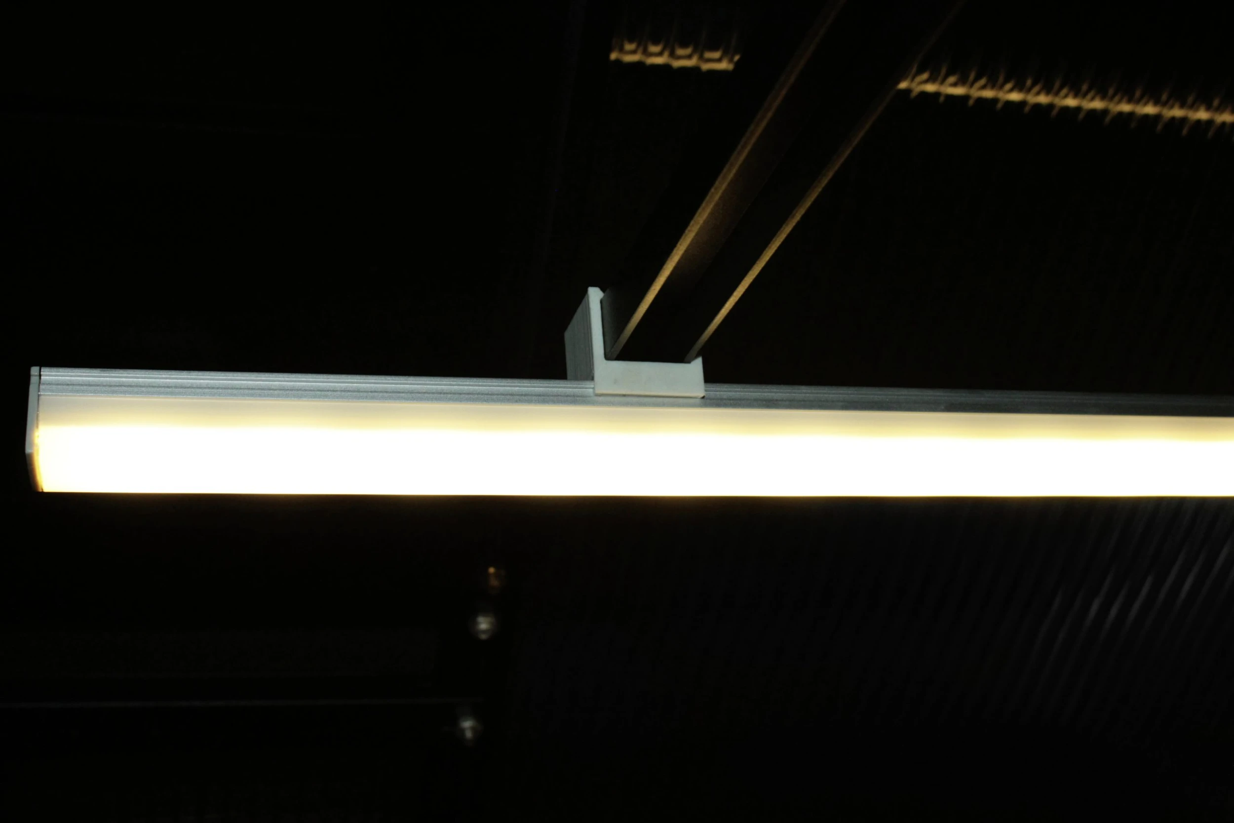 Pergart LED Leuchte lang 100 cm 30 LED's Pergart LED Leuchte Lang 100 Cm 30 LED's -Vitavia Speichern 4005717181482 1190285 scaled