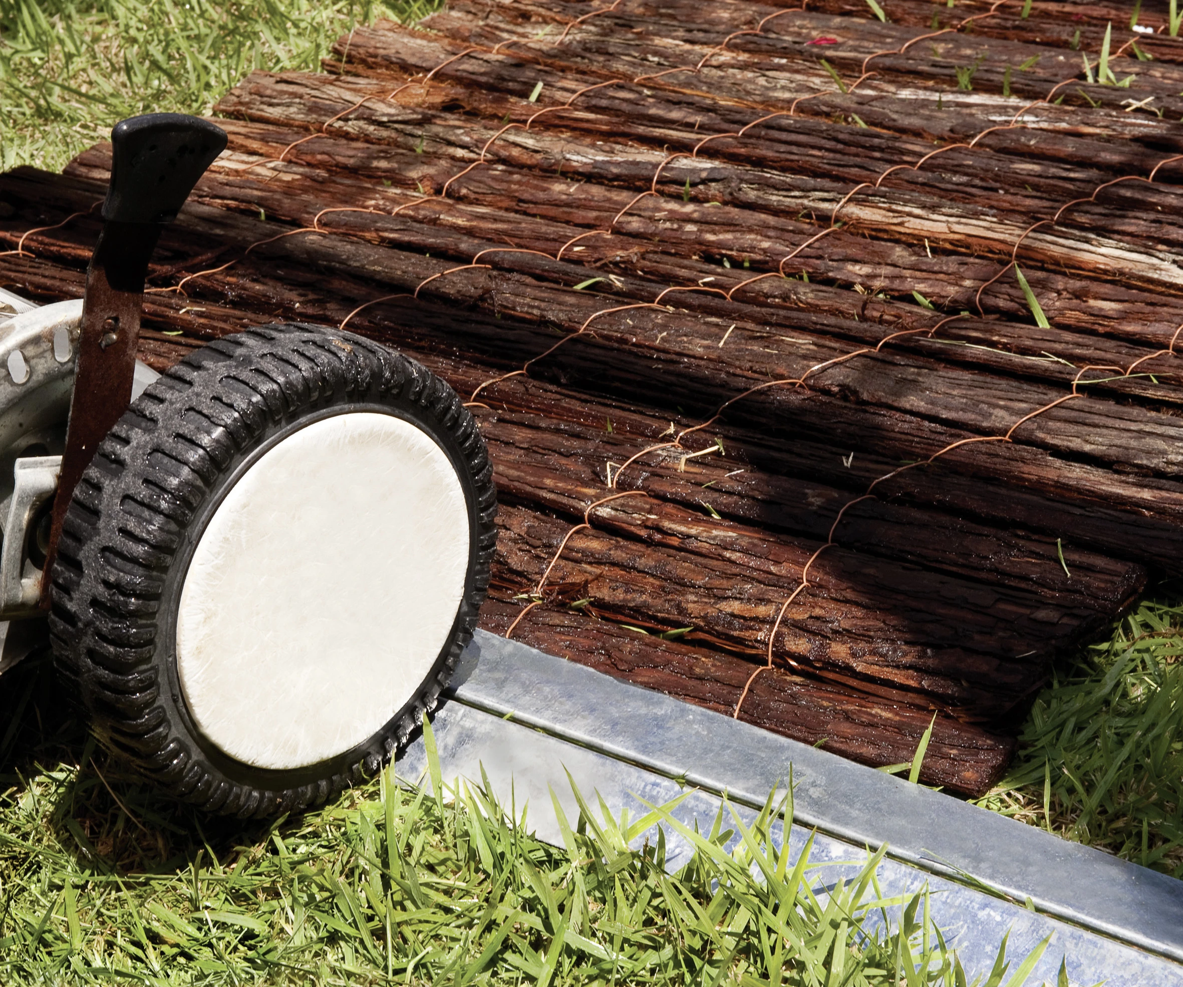 Canopia Gewächshaus Balance 8X12 Silver 244 x 367 x 124 cm Palram Canopia Gewächshaus Balance 8X12 Silver 244 X 367 X 124 Cm -Vitavia Speichern 7290103121815 2331798